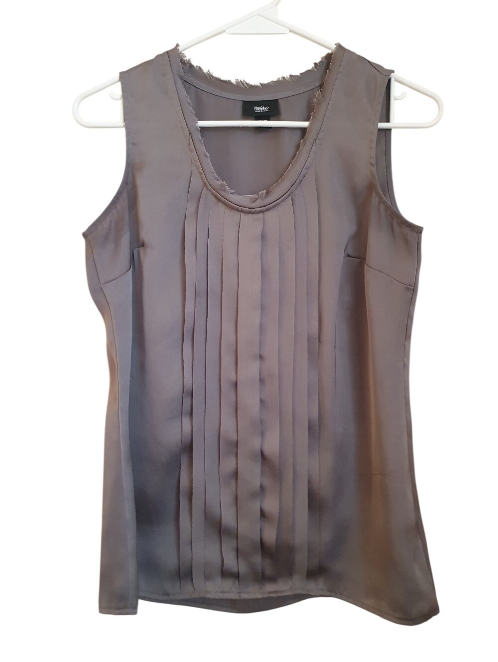 Mossimo Blouse Top Size XS Women's Gray Sleeveless Pleated Frayed Neck